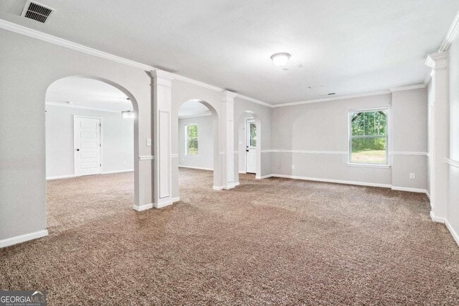 Building Photo - 2214 Golden Eagle Dr
