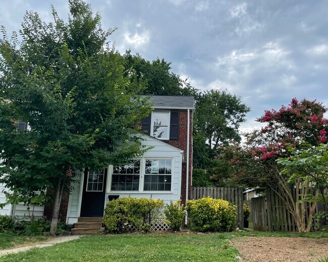 Building Photo - 5937 Monticello Rd