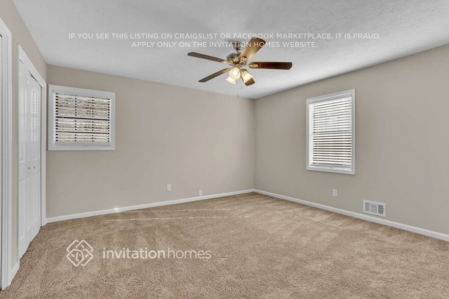 Building Photo - 1990 Branch View Dr