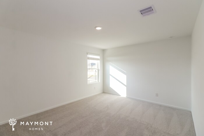 Building Photo - 3032 Majestic Sunrise Dr