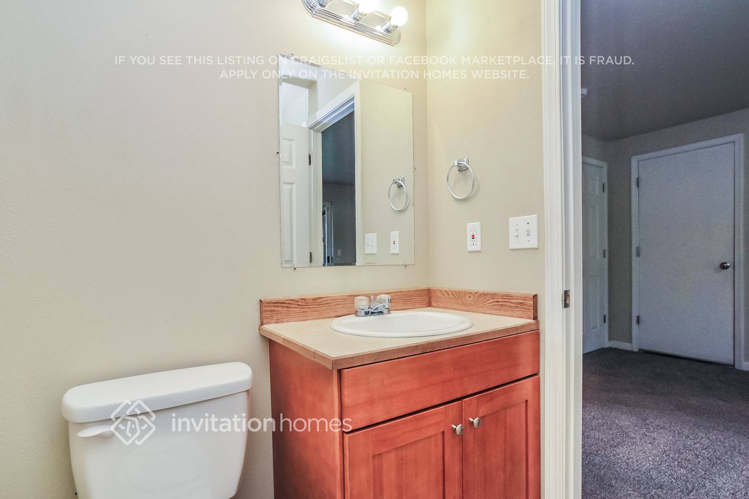 Building Photo - 1701 S 87th St