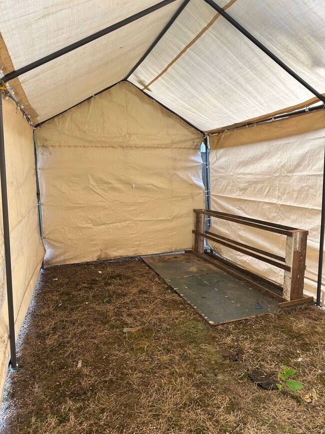 Building Photo - Charming 3 bed 1 bath house in a great a n...