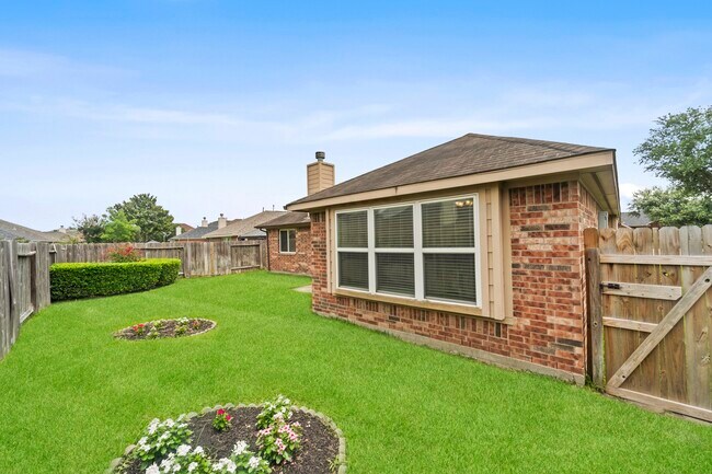 Building Photo - 9518 Denfield Ln
