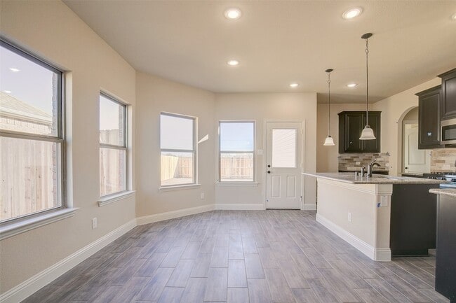 Building Photo - 7819 Cypress Dr