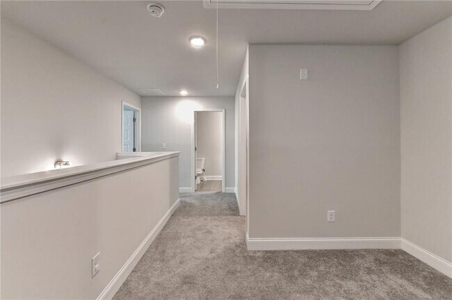 Building Photo - 3855 Brookburn Pk