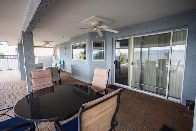 Building Photo - 3 BEDROOM 2 BATH 2 CAR GARAGE POOL HOME W/...