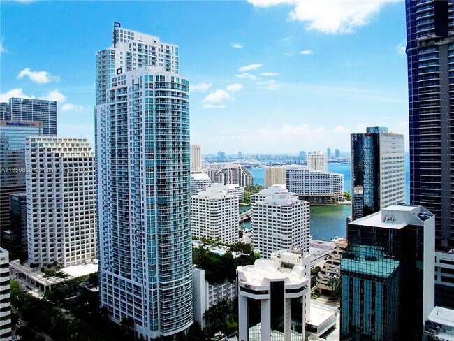 Building Photo - 1050 Brickell Ave