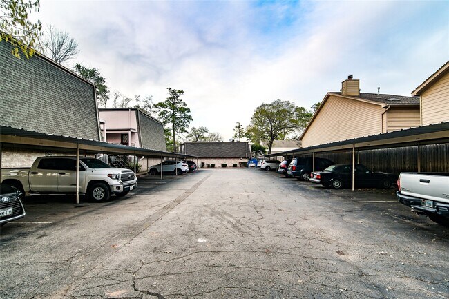 Building Photo - 12633 Memorial Dr