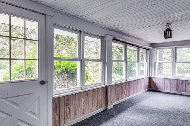 Building Photo - 9475 Mayfield Rd