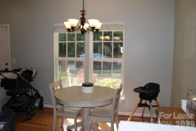 Building Photo - 9446 Cadman Ct
