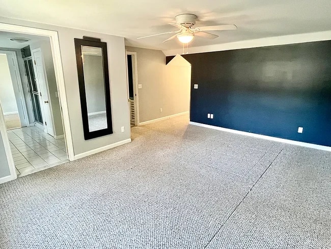 Building Photo - 55 Fatima Dr