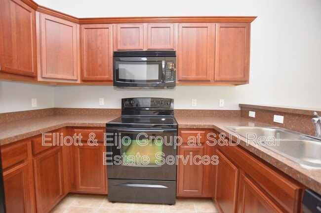 Building Photo - 6508 Sedgeford Dr