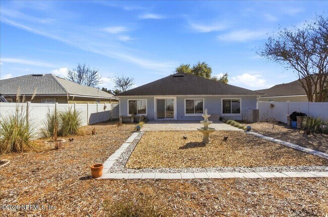 Building Photo - 900 Oak Arbor Cir