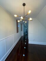 Building Photo - 31 Crawford St