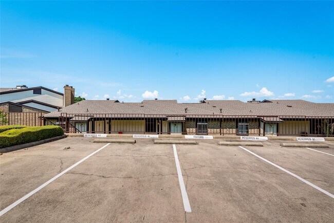 Building Photo - 125 Henry M Chandler Dr