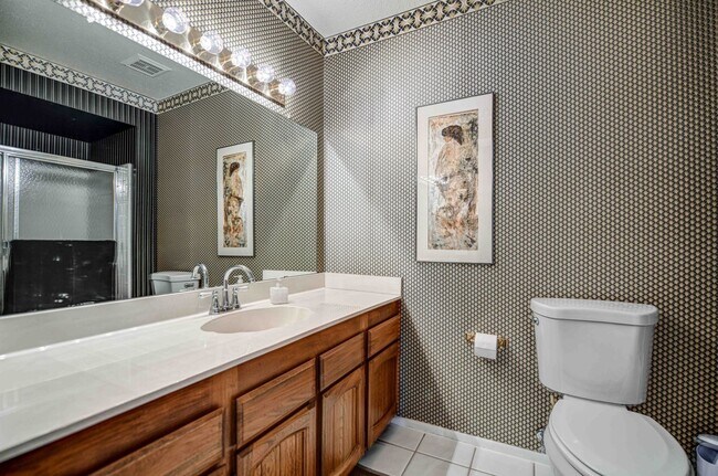 Building Photo - Amazing Golf Course Views in Leisure World a 45+ Active Adult Resort Community.  Available June t...