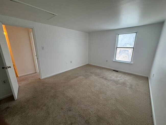 Building Photo - 4351 Pembrook Village Dr