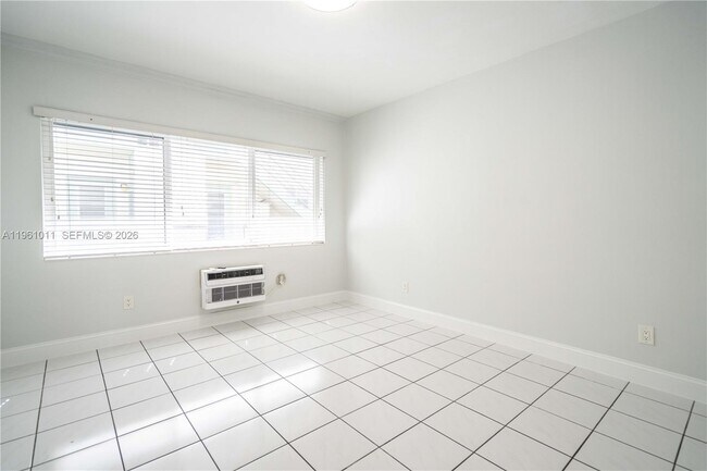 Building Photo - 8330 Byron Ave