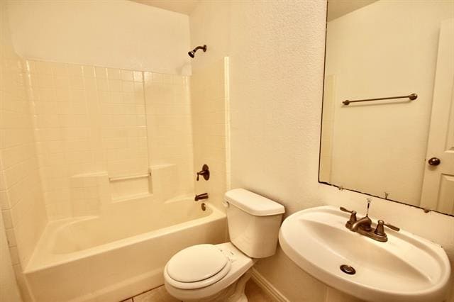 Building Photo - 3116 S Cherry Ln