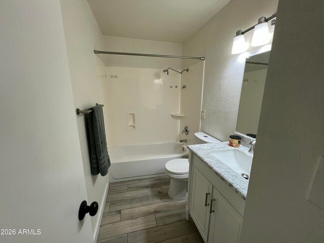 Building Photo - 4250 N 27th St