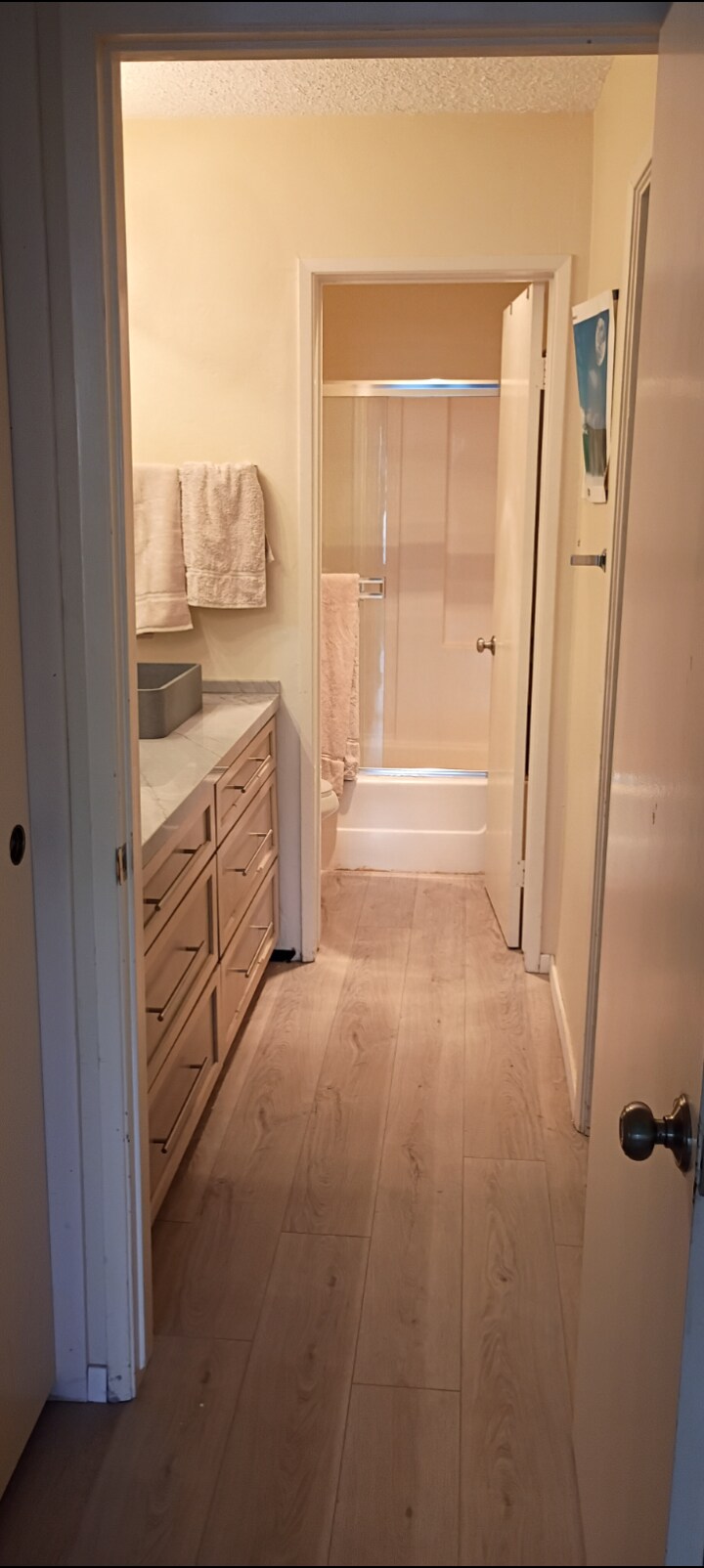 Building Photo - 1855 Diamond St