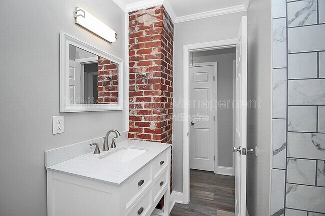 Building Photo - 604 Westwood Cir