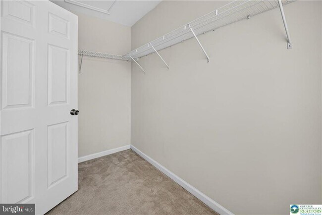 Building Photo - 5127 Dogwood Trail