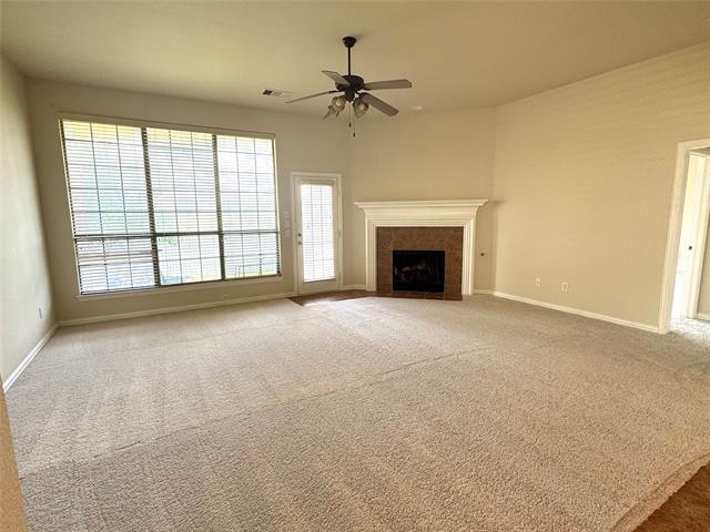 Building Photo - 2619 Cove Dr