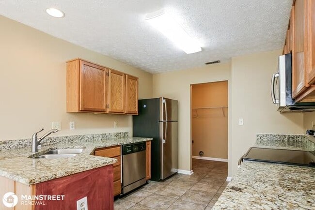 Building Photo - 5003 Lewiston Dr