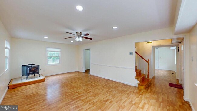 Building Photo - 4025 Chelmont Ln