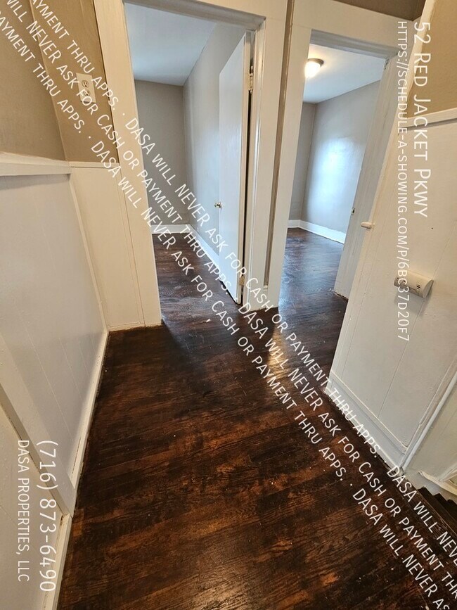 Building Photo - 52 Red Jacket - 4 Bed / 1 Bath