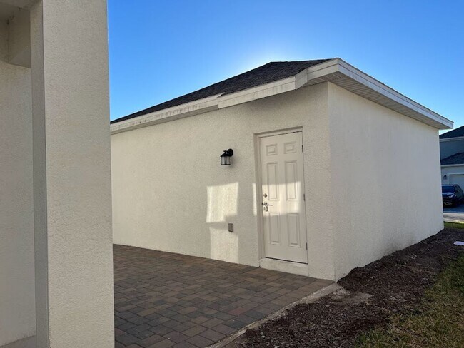 Building Photo - Newly built 3 Bedroom Home in Beautiful St. Cloud - 5 min from Isles of Lake Nova