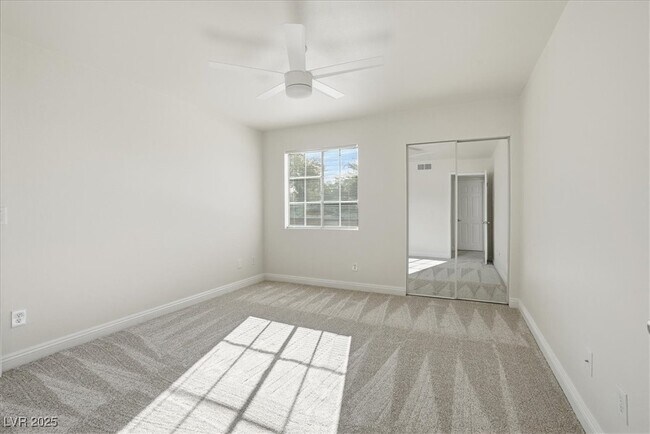 Building Photo - 5114 S Jones Blvd