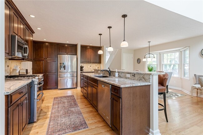 Building Photo - 72 Windward Way