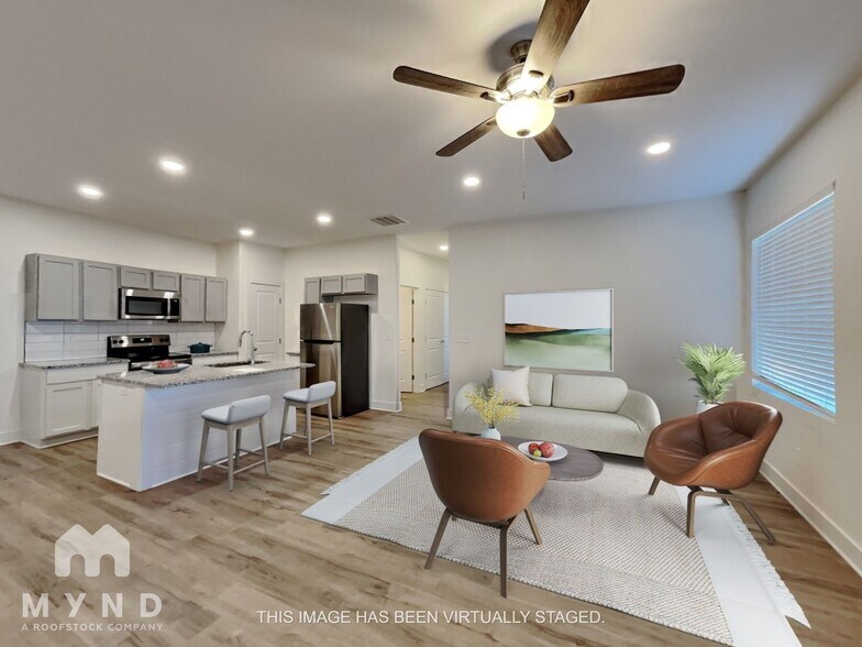 Building Photo - 5812 E Bristol Cir