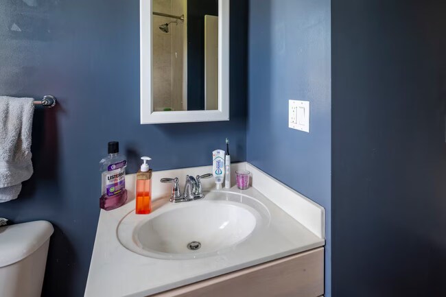 Building Photo - 4004 Matson Ave