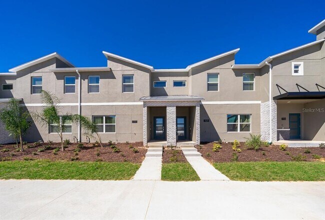 Primary Photo - 1122 Kingsbarn St