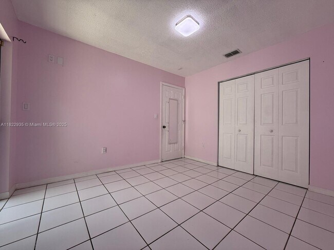 Building Photo - 3461 SW 154th Ct
