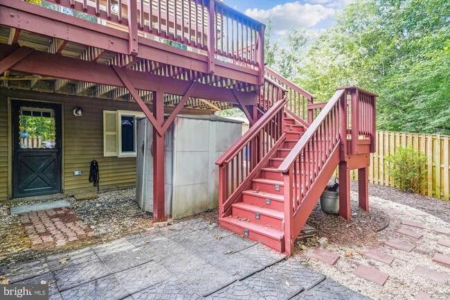 Building Photo - 8901 Gutman Ct