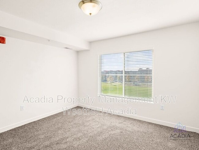 Building Photo - 678 E 500 S