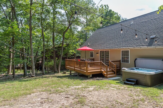 Building Photo - Spacious 4-Bedroom Home in Massanutten Resort