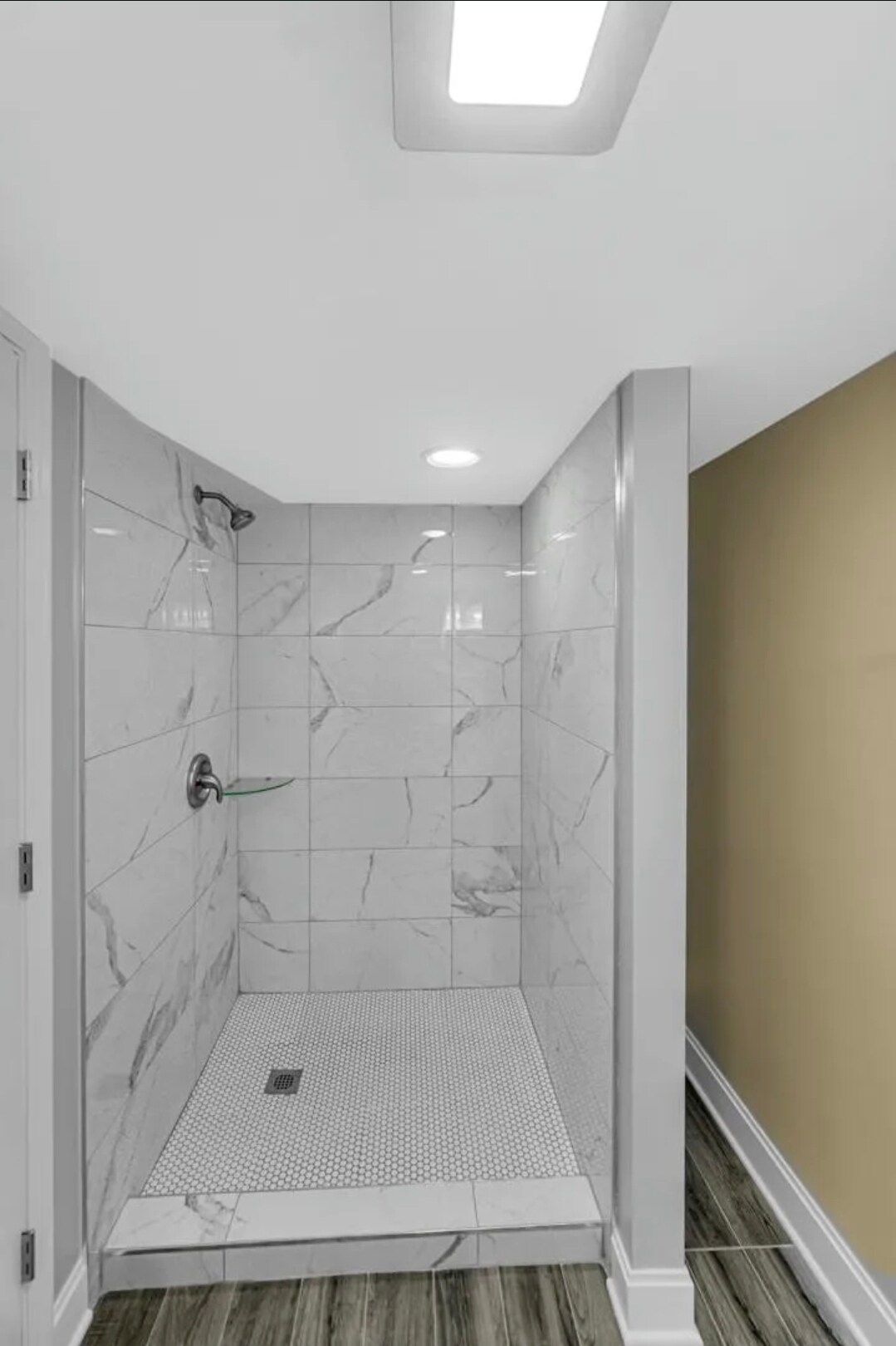 Building Photo - 5626 S Wells St