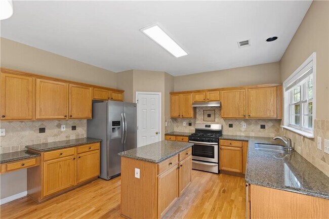 Building Photo - 5376 Amberden Hall Dr
