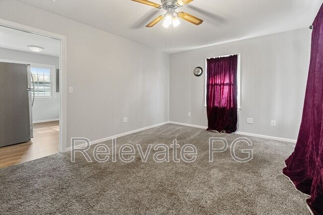 Building Photo - 1311 Miles Ave