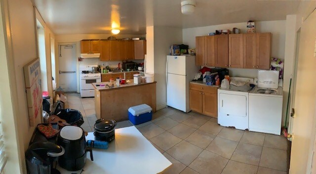 Building Photo - 301 S 40th St