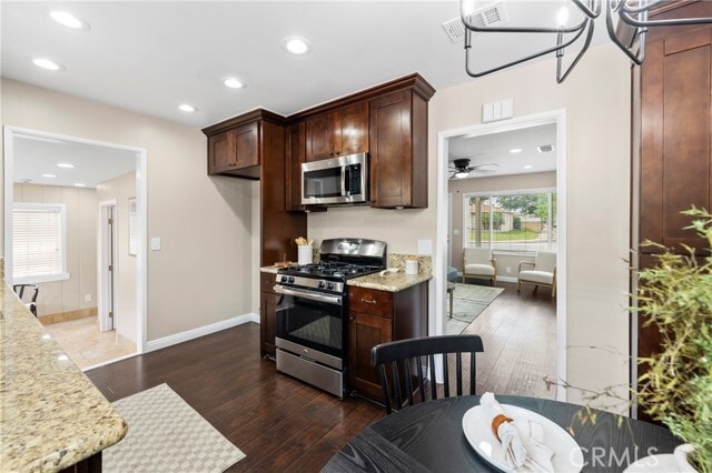 Building Photo - 232 Olive Pl