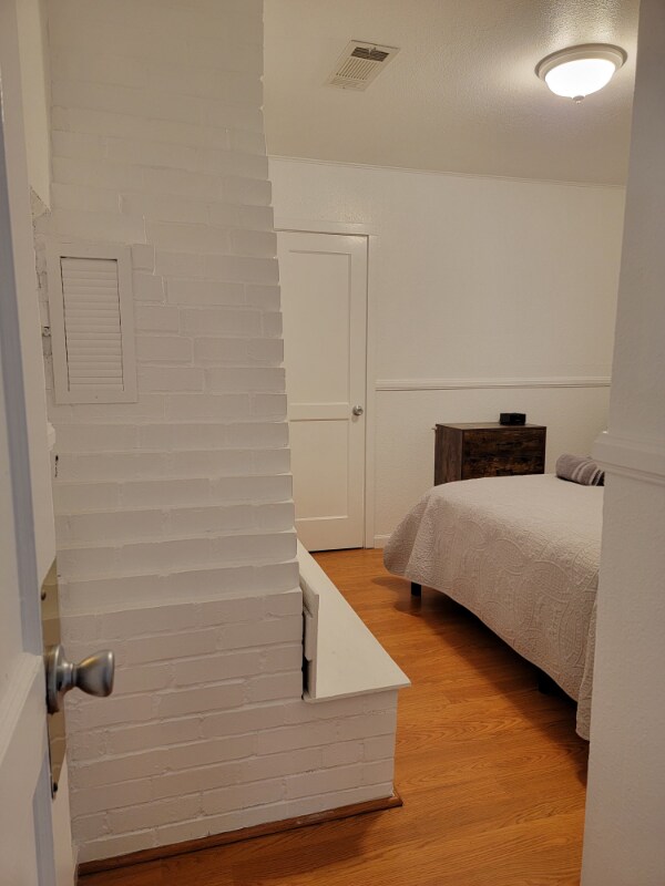 Building Photo - 21800 CA-140