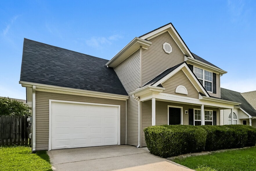 Building Photo - 1440 Westview Dr
