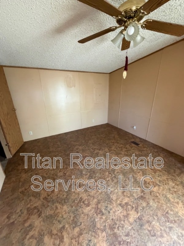 Building Photo - 1835 S Lake Arthur Ave