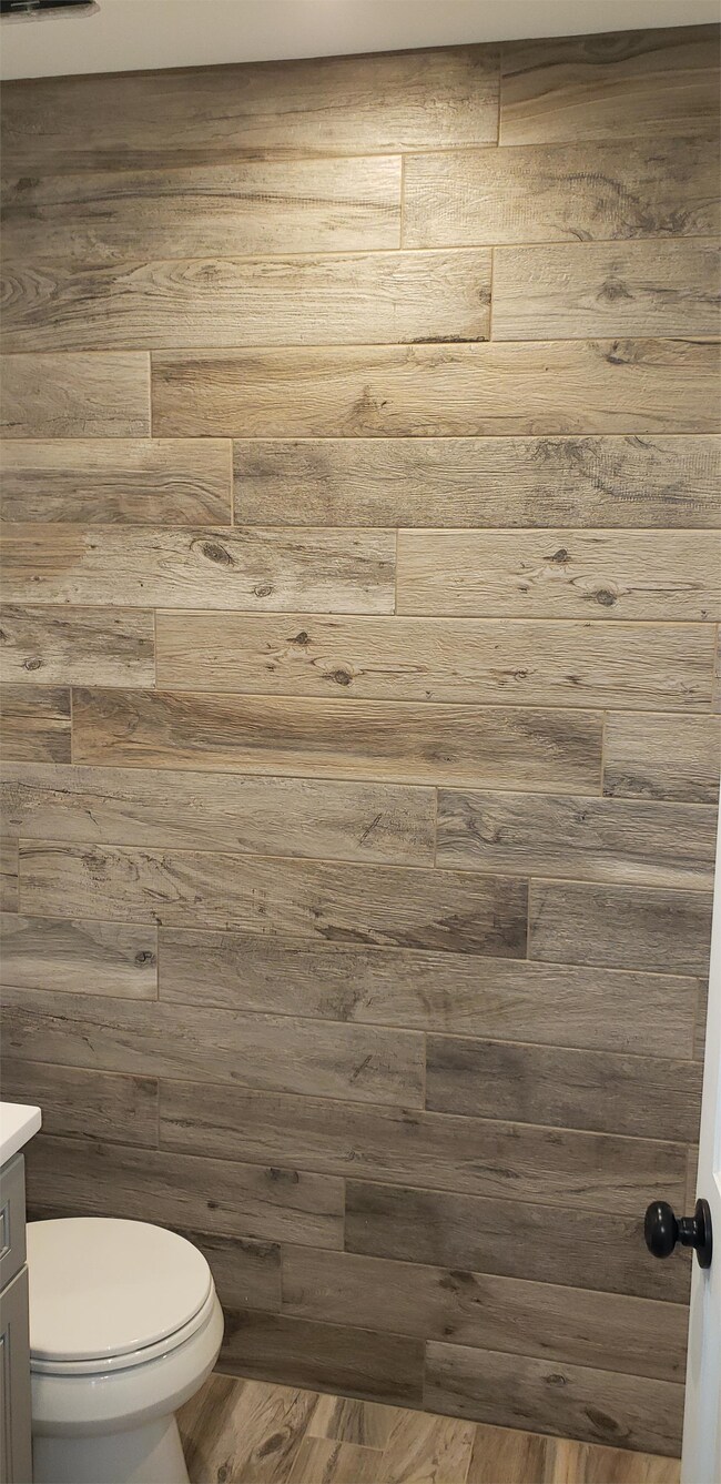 Building Photo - 5782 Hoylake Dr